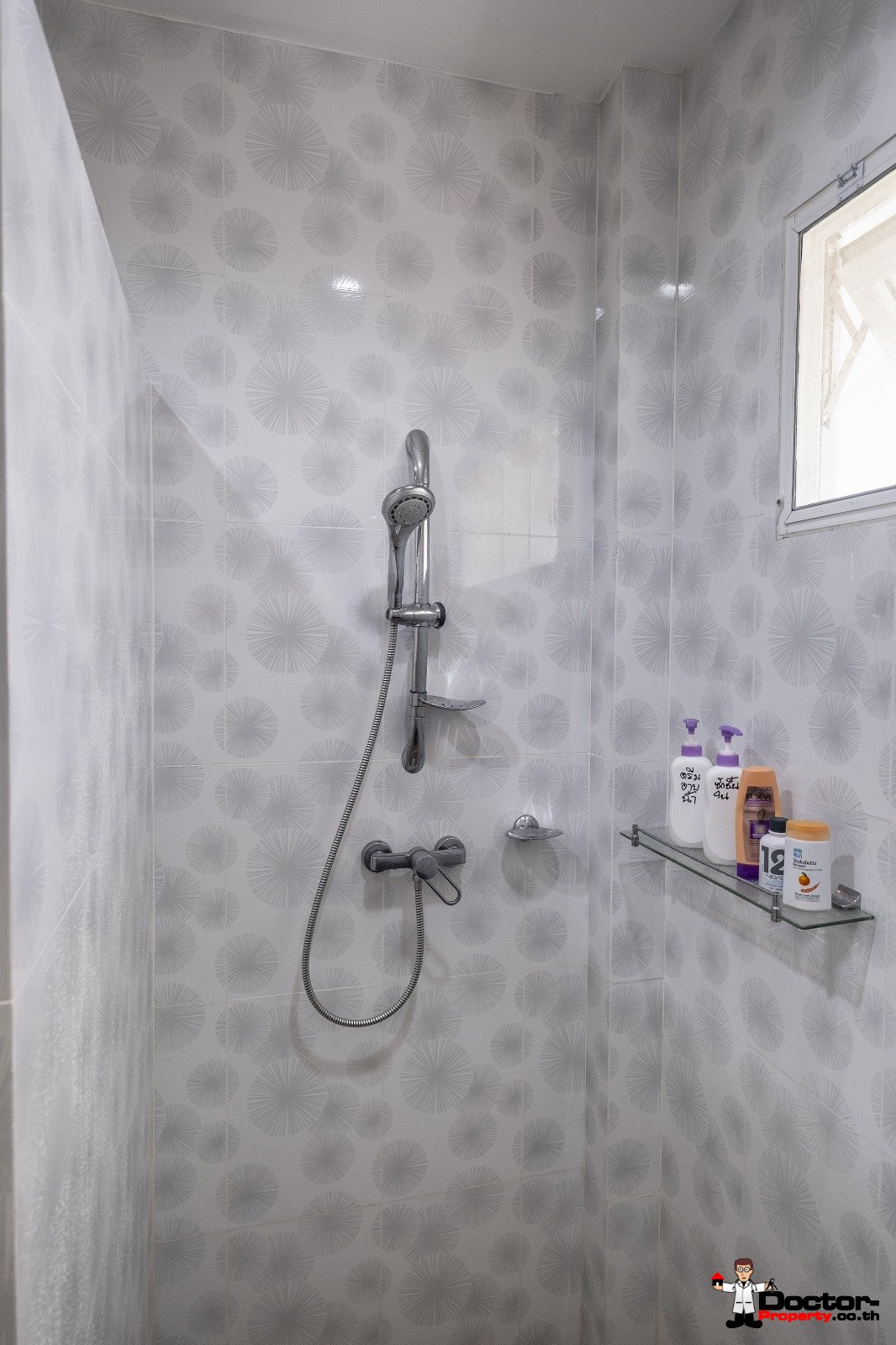 3 Bedroom House with Spacious Garden in Na Mueang, Koh Samui – For Sale